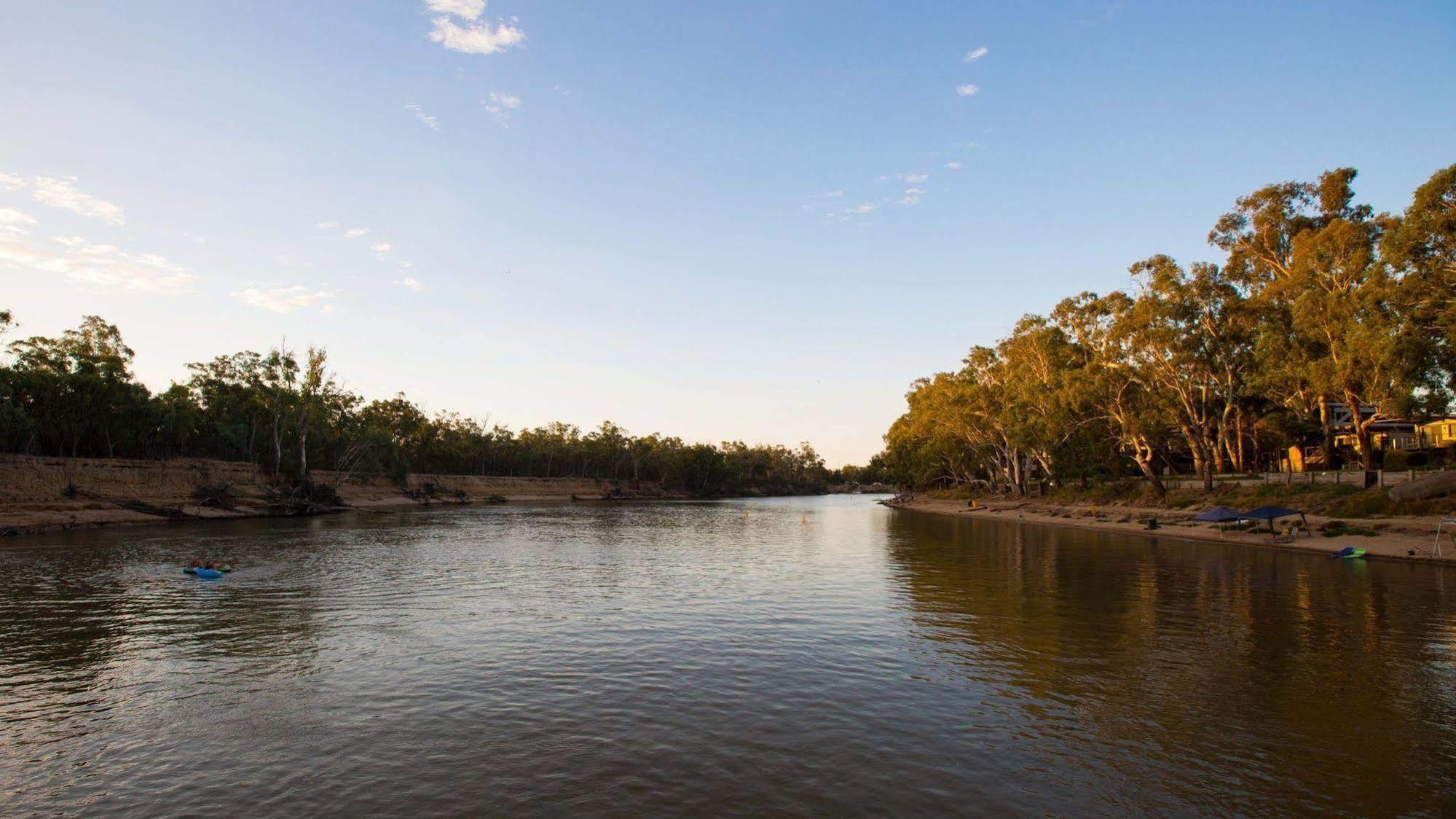 Tasman Holiday Parks - Merool On The Murray Эчука Экстерьер фото